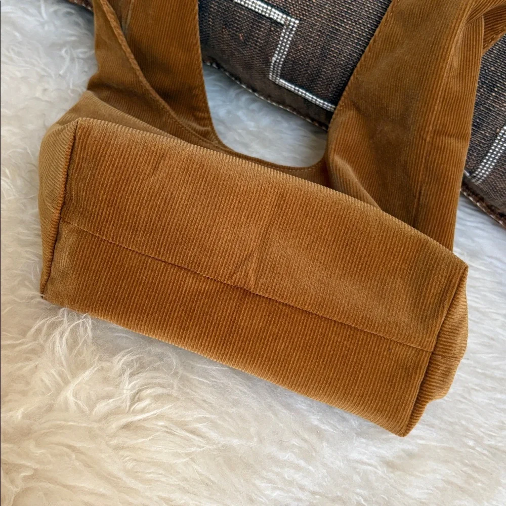 Merit Corduroy Makeup Bag
